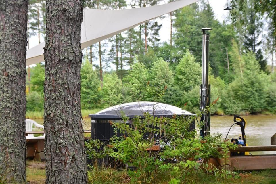 Dragon House In The Tree! Jacuzzi, Sauna ,Cinema,Heated Lici  Exterior foto